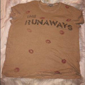 Runaways tour tee